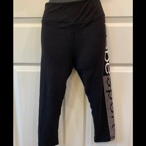 Bebe sport Capri leggings